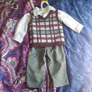 Koala 3 piece sweater vest suit.